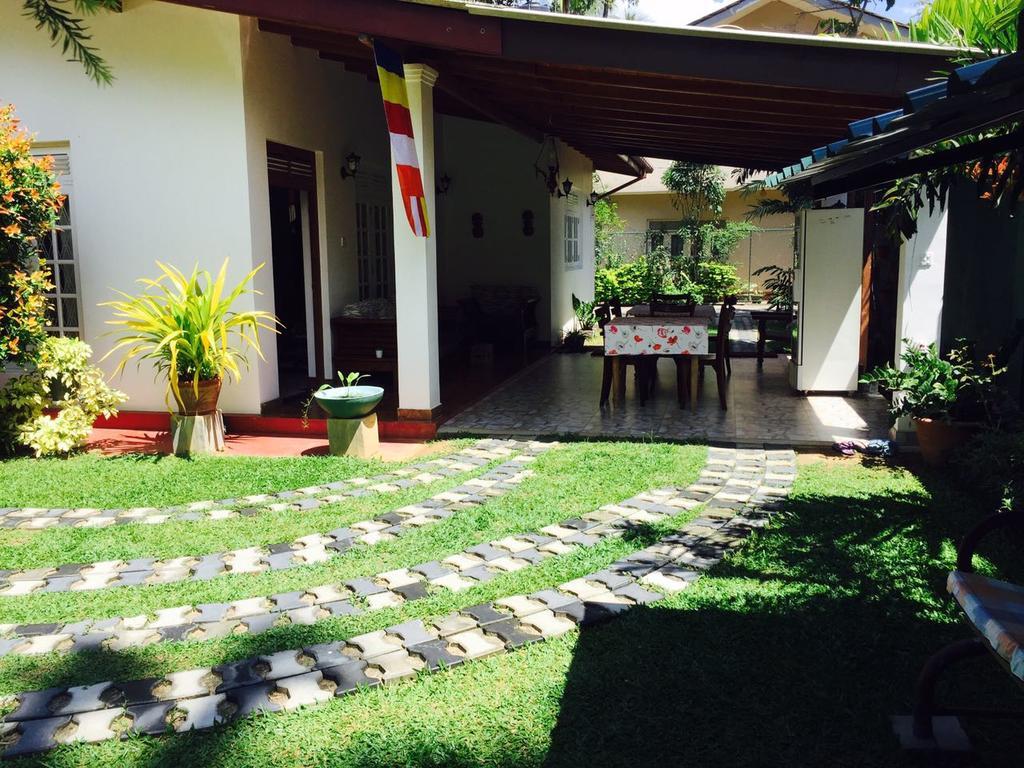 Villa Begonia Katugastota Exterior foto